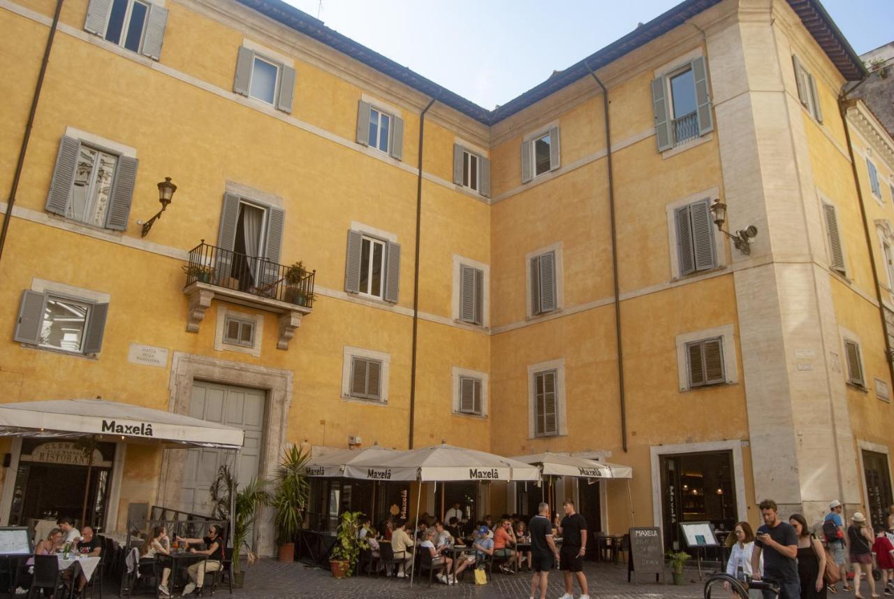 New! Bellissimo Palazzofranchi Pantheon Apartment