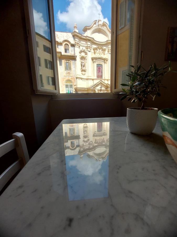 New! Bellissimo Palazzofranchi Pantheon Apartment Rome