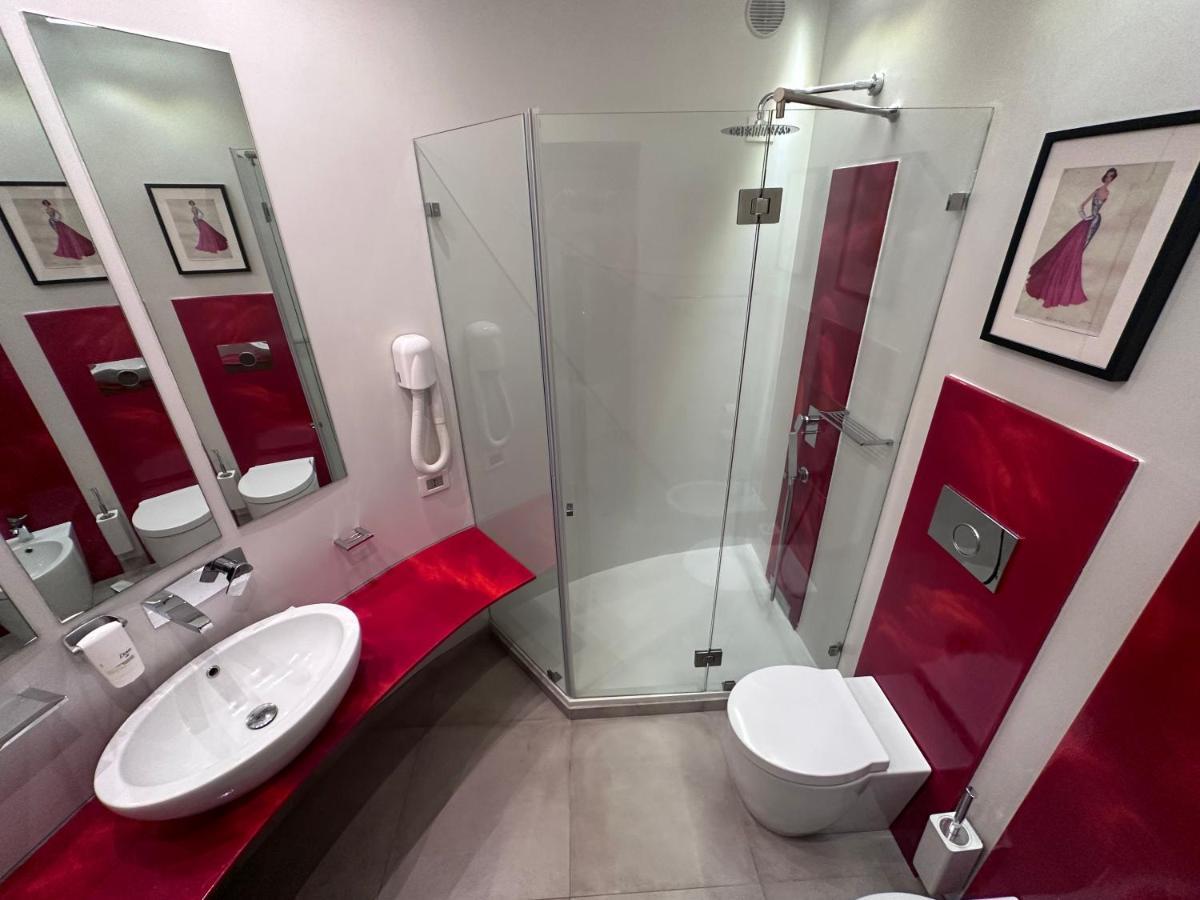 New! Bellissimo Palazzofranchi Pantheon Apartment *