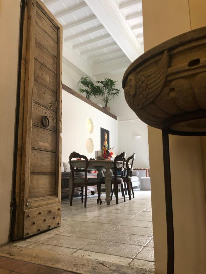 New! Bellissimo Palazzofranchi Pantheon Apartment