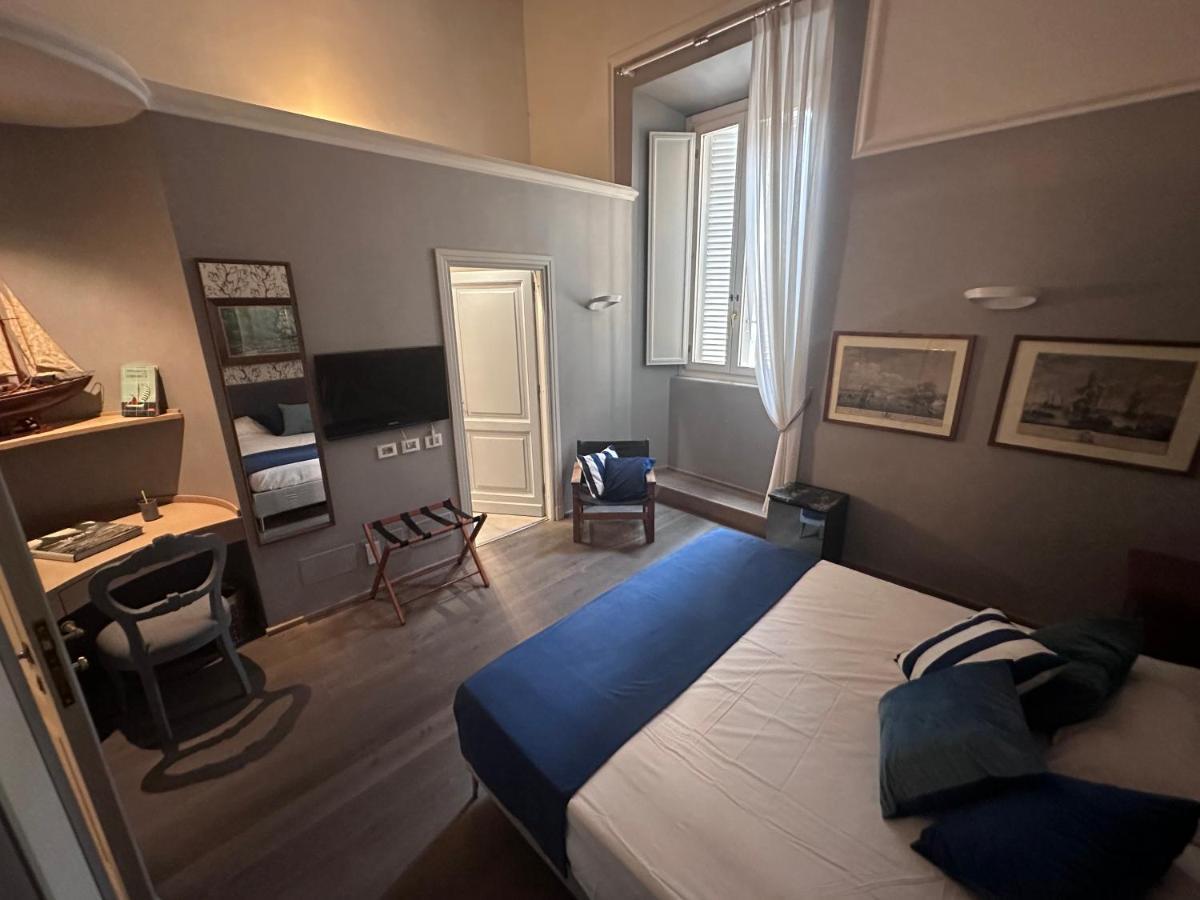 New! Bellissimo Palazzofranchi Pantheon Rome